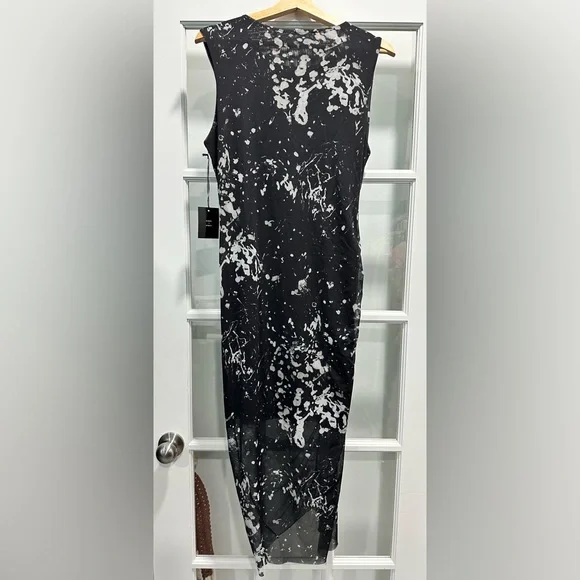 Code X Mode Elegant Black and White Sleeveless Dress - Size Medium - Picture 6 of 6